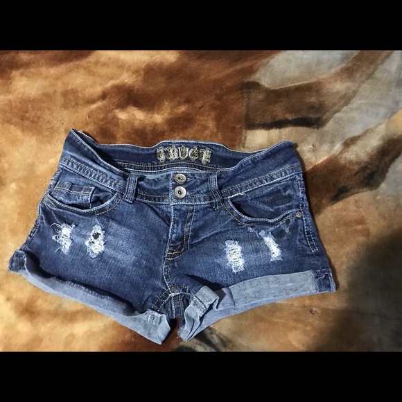 Truce | Shorts | Truce Jean Shorts 